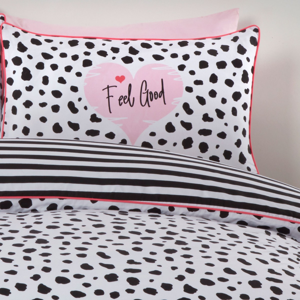 Dalmatian Black and White Duvet Cover and Pillowcase Set